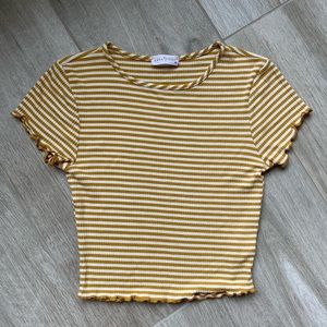 Tillys Full Tilt Yellow/White Cropped T-shirt Top